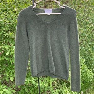 100% Cashmere Charter Club Sweater